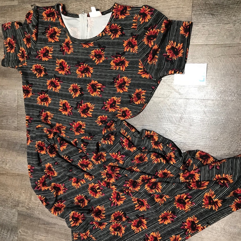 LuLaRoe Amelia